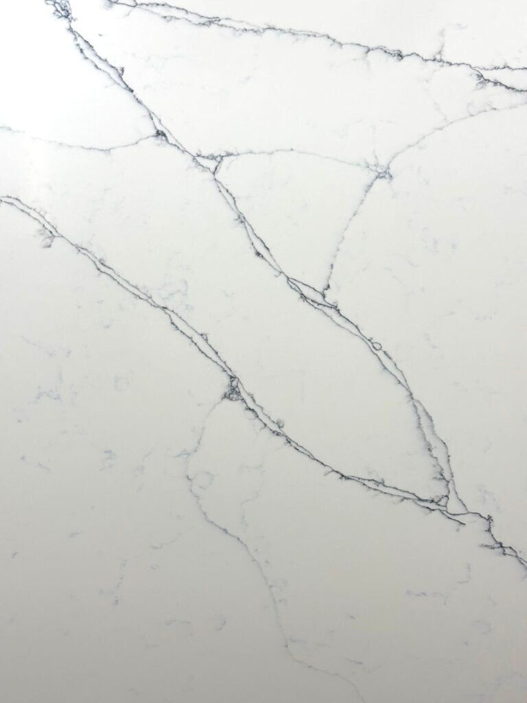 Quartz Calacatta Tulipe Blue Super Jumbo