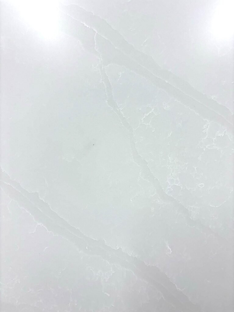 Quartz Bianco Rhino Honed