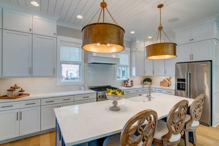 C42D8371-D21D-4422-97BA-C3F7EEE4FFBD