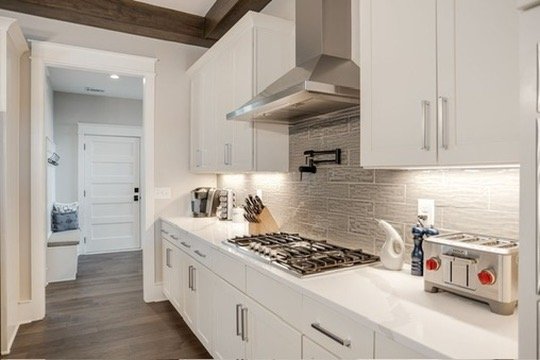 E09CDFA8-6A2D-40C1-AB43-20BD819F1653_4_5005_c