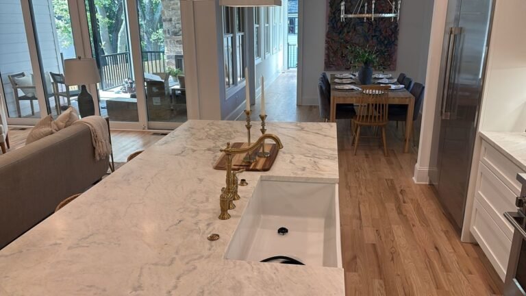 F9DD0EB9-C40A-4CE3-BD2D-89595850A8E4_1_105_c